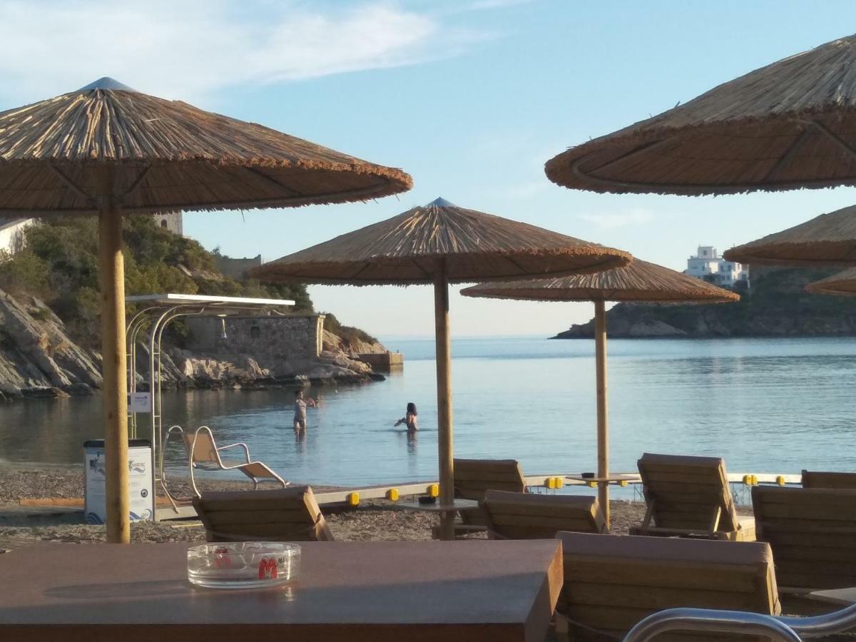 Akti Miaouli Holiday Home Vari  Luaran gambar